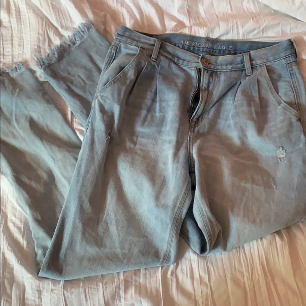 American Eagle Mom Jeans